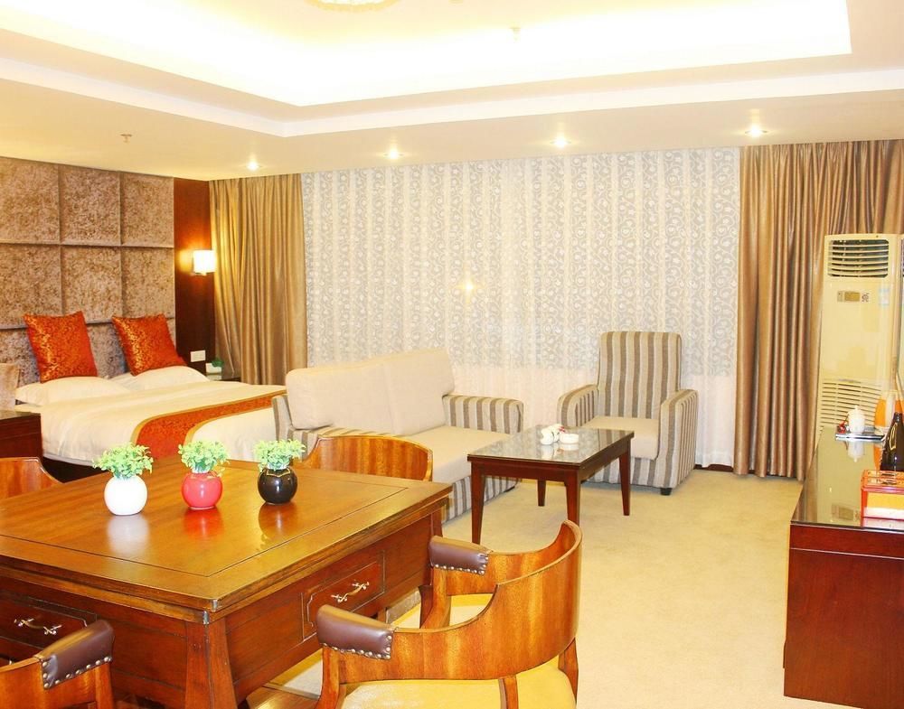 Chengdu Ronghome Hotel Bagian luar foto